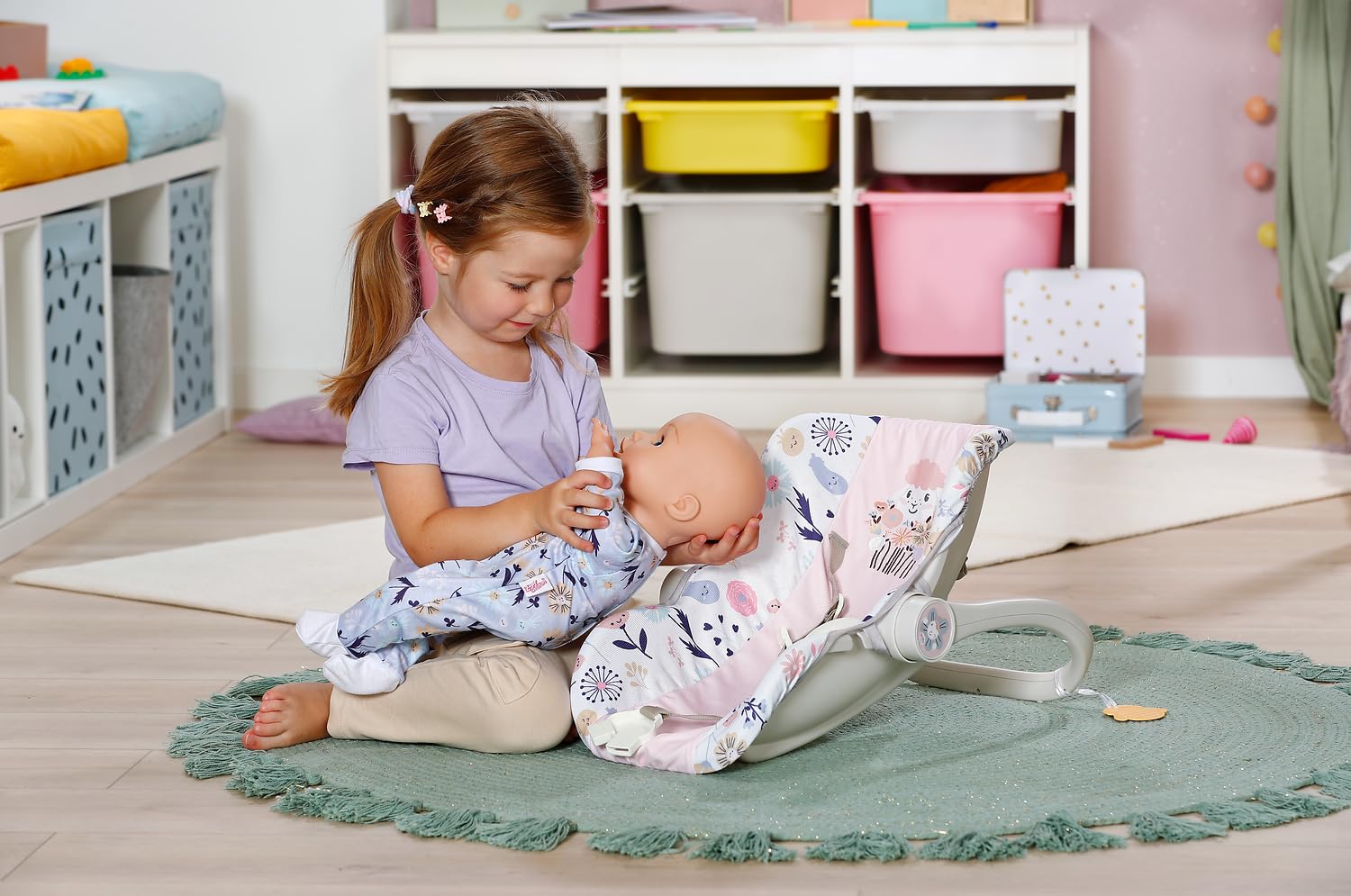 baby-born-autositz-blumen-babyschale-f-r-36-cm-und-43-cm-puppen image 4
