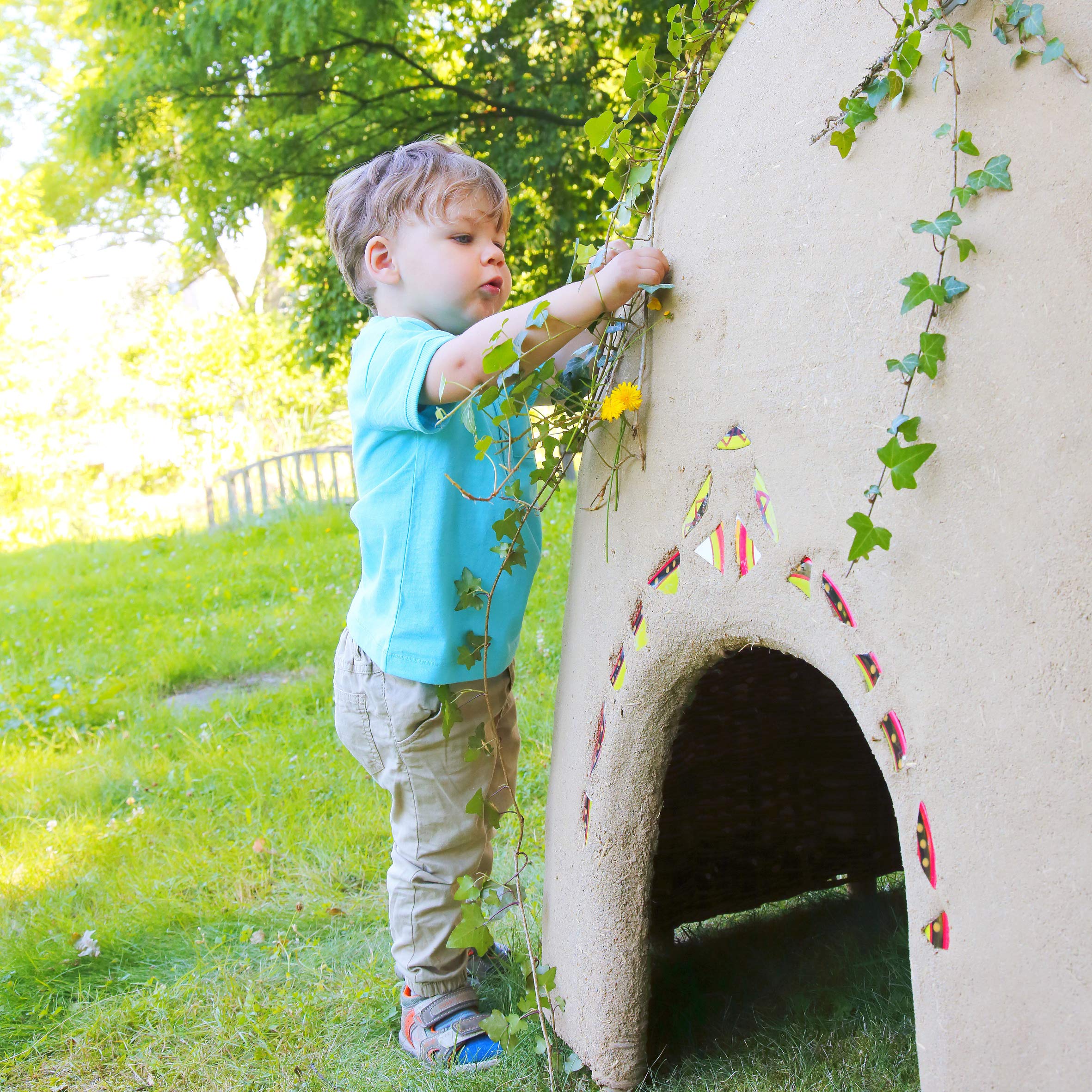 erzi-52011-weidenh-tte-r-ckzugsort-und-spielh-tte-aus-weide-115-x-75-x-125-cm image 4