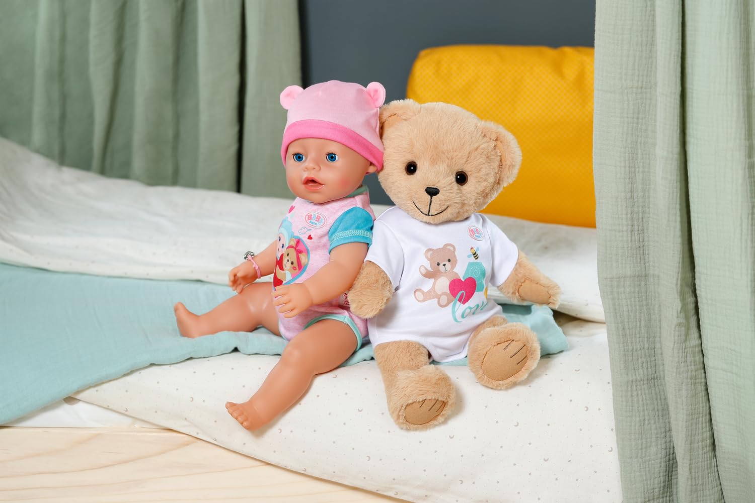 baby-born-emma-43cm-babypuppe-mit-10-funktionen-und-wasserzauber image 4