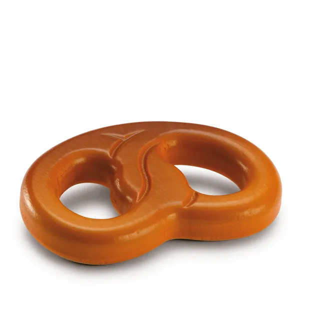 erzi-brezel-aus-holz-kaufladenartikel-8-x-5-7-cm image 1