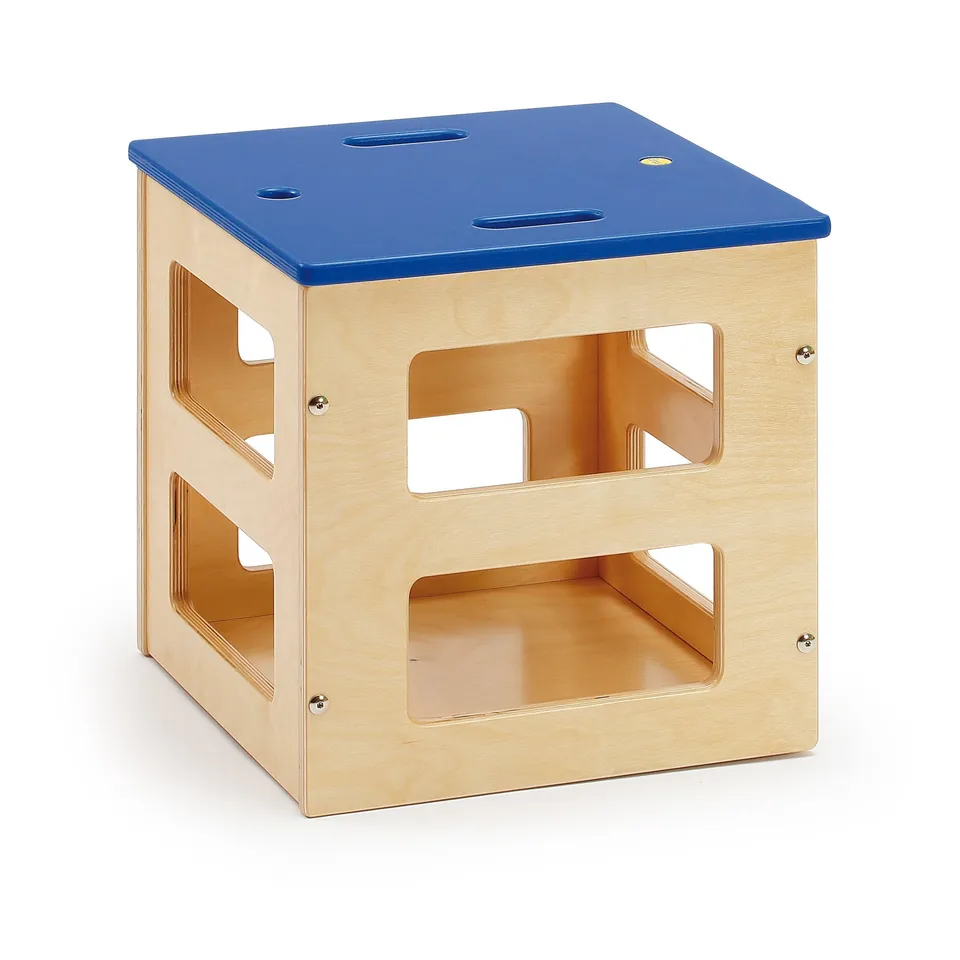 erzi-44468-sportbox-s-w-rfel-aus-holz-mit-rollbrett-f-r-sport-und-therapie image 1