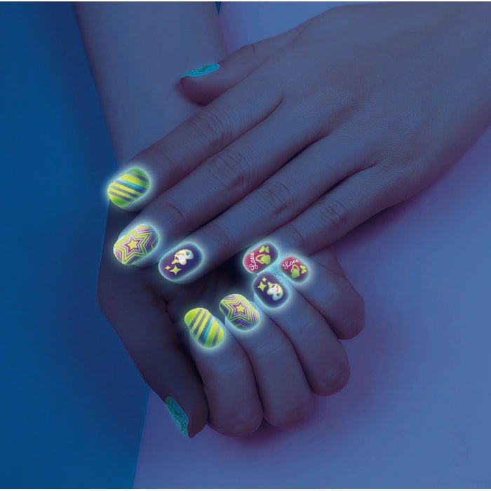 clementoni-crazy-chic-fluoreszierende-n-gel-nagelset-glow-in-the-dark image 4