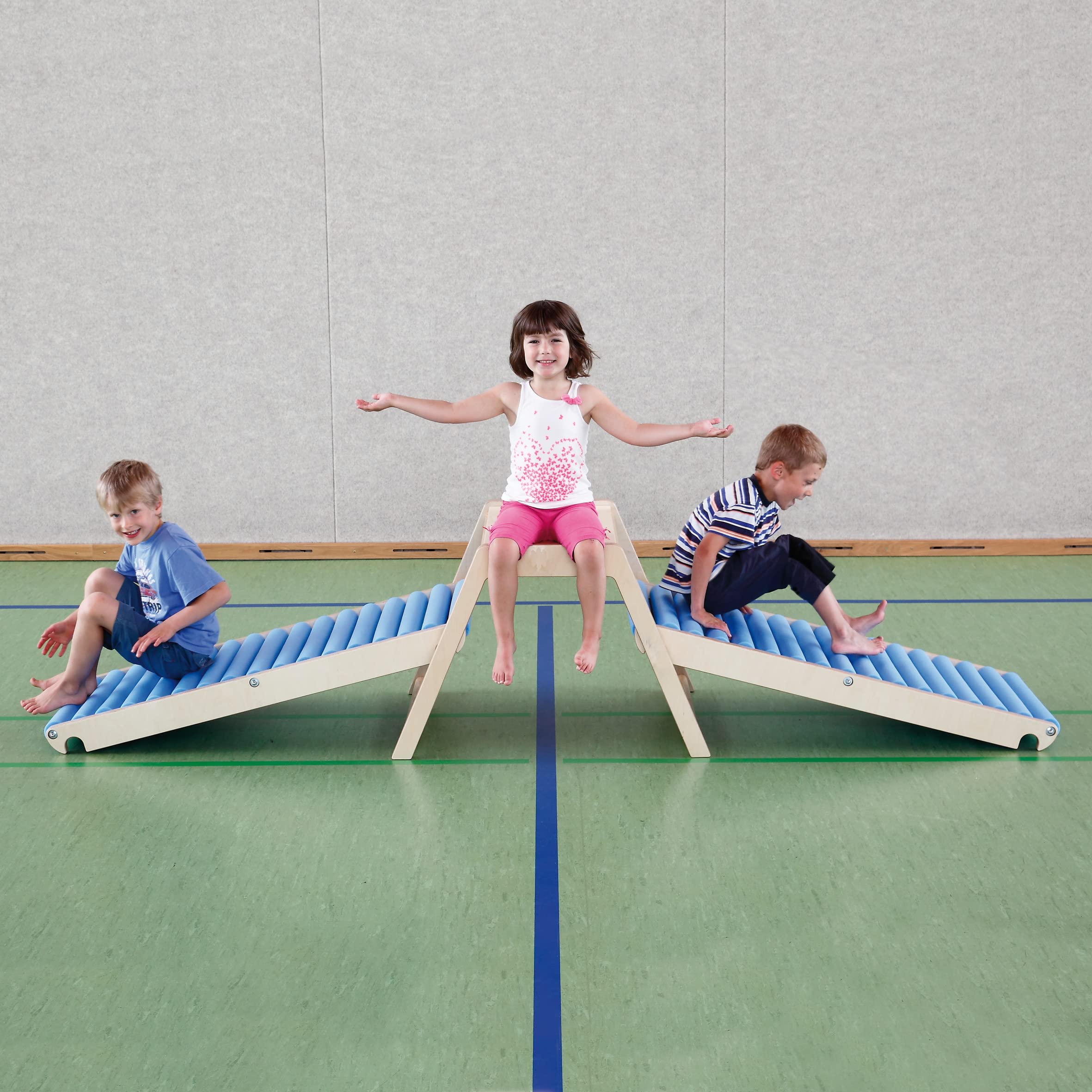 erzi-44465-rollenrutsche-s-aus-holz-bewegungsger-t-f-r-sport-und-therapie image 2
