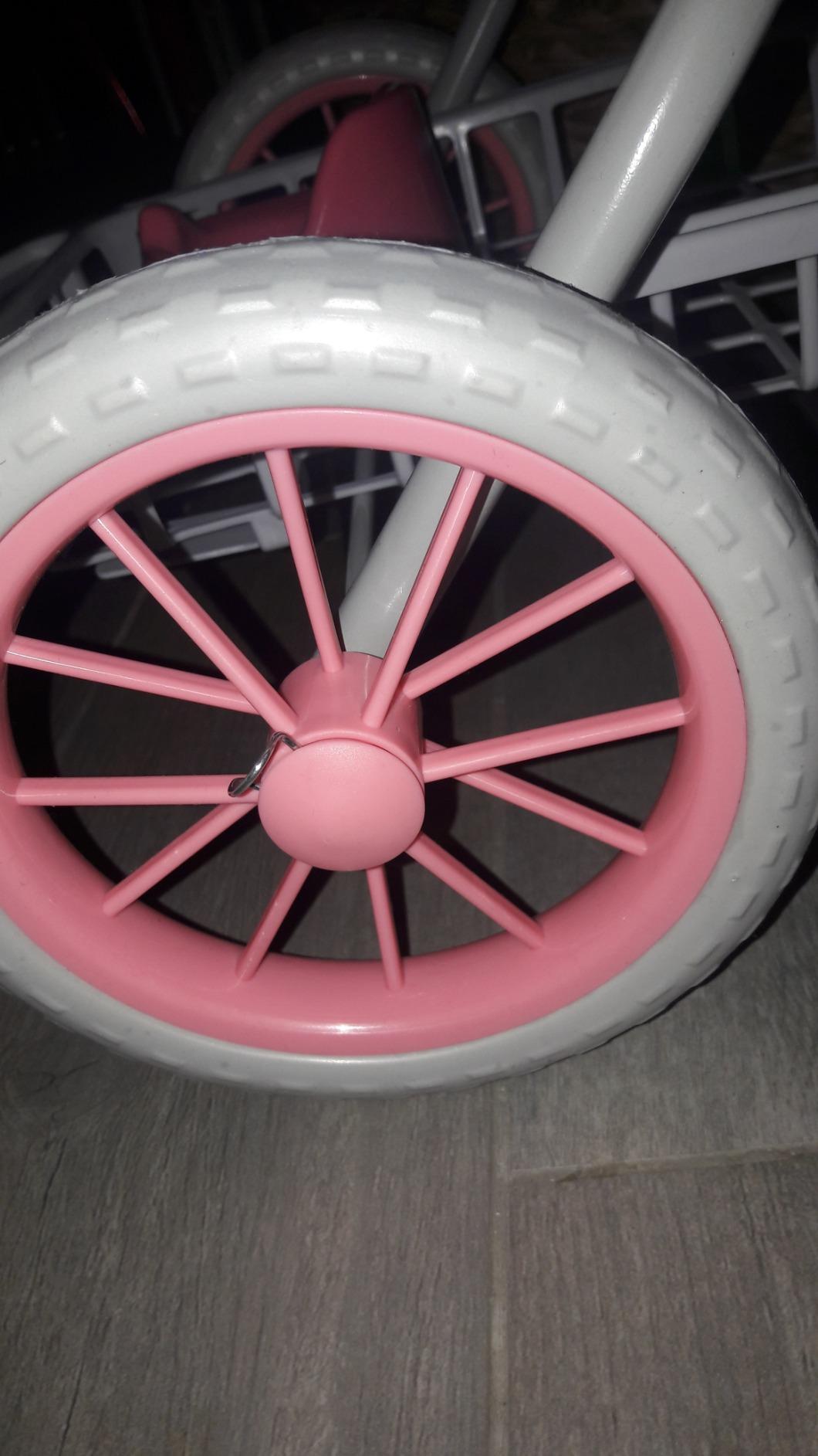 Wunderschöner Puppenwagen